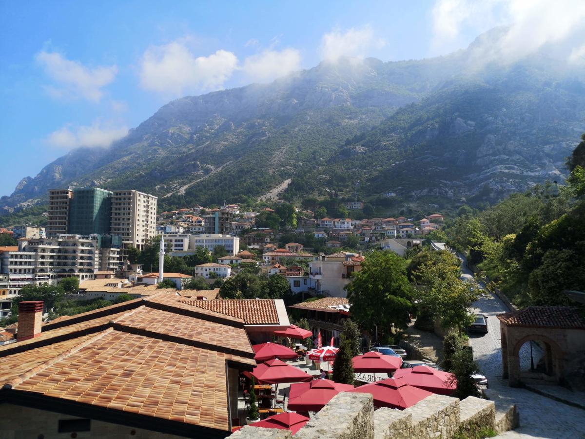 Kruja Hostel Extérieur photo