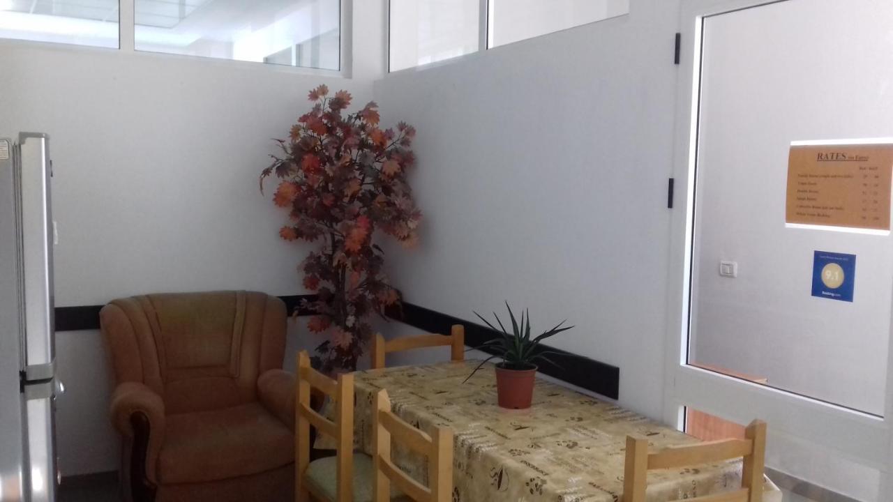 Kruja Hostel Extérieur photo
