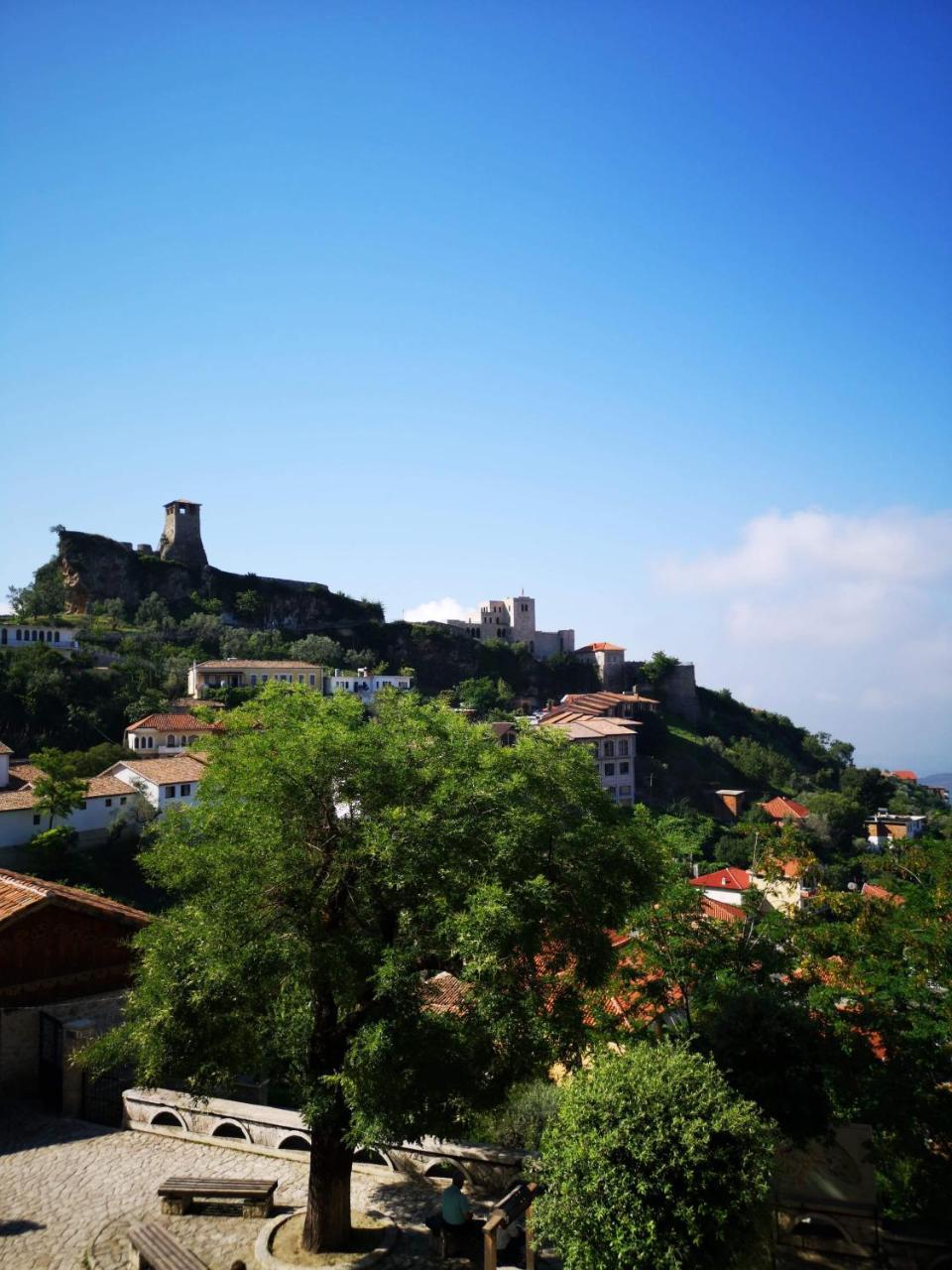 Kruja Hostel Extérieur photo