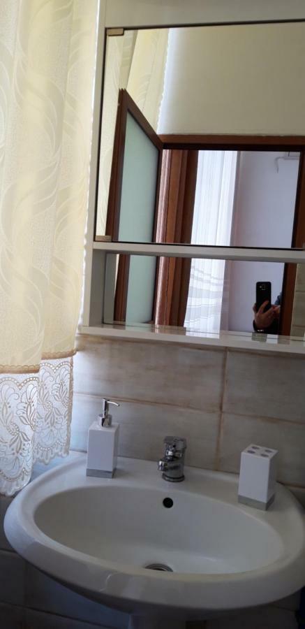 Kruja Hostel Extérieur photo